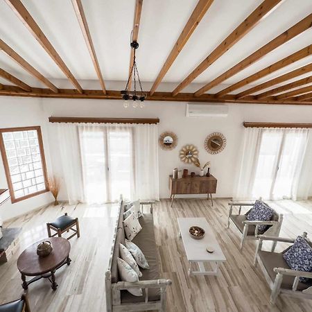 Villa Aelia Kámpos Exteriör bild
